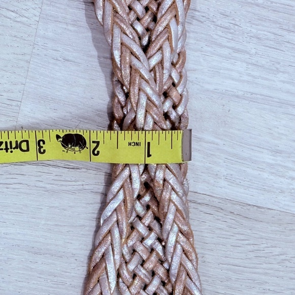 Linea Pelle Vintage Distressed Leather Metallic Silver Braided Belt Size Large